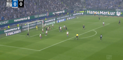 半場戰(zhàn)報：漢堡3-1烏爾姆，柯尼希斯多費爾精彩進球，塞爾克破門。