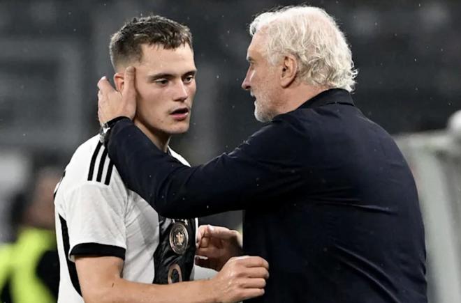 沃勒爾：傳聞不影響維爾茨歐國(guó)聯(lián)表現(xiàn)，其職業(yè)度高