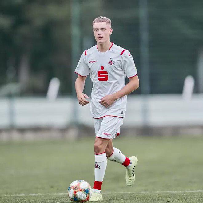 勒沃庫森凈賺，維爾茨身價飆升至1.4億歐，五年前僅花20萬歐購入。