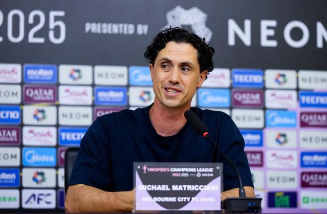 墨爾本女足主帥：表現(xiàn)卓越；點球靠運。