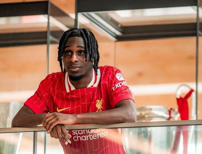 利物浦分三年支付藥廠弗林蓬轉(zhuǎn)會(huì)費(fèi)3500萬(wàn)歐。