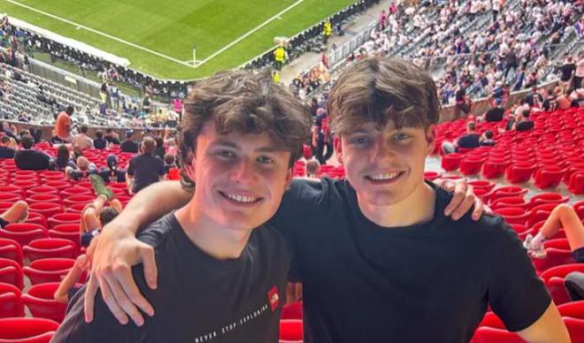 兩名網(wǎng)紅逃票歐冠決賽，安聯(lián)球場(chǎng)廁所滯留超時(shí)