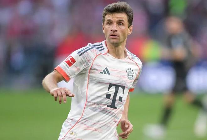 法爾克：穆勒轉(zhuǎn)會(huì)洛杉磯FC未決，拜仁傾向其赴美。