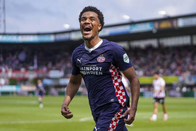 羅馬諾：藥廠信心簽蒂爾曼，3500-4000萬歐，交易末尾階段。