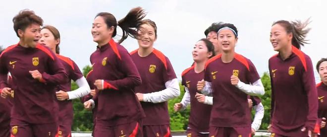 津媒：中國(guó)女足或用“老帶新”陣容挑戰(zhàn)美國(guó)女足。