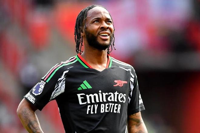 斯特林30歲遭清洗，德意兩強矚目